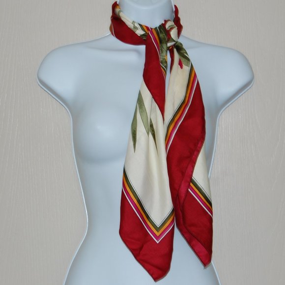 SunKgungSa Vintage Floral Butterfly Silk Scarf - Picture 3 of 8